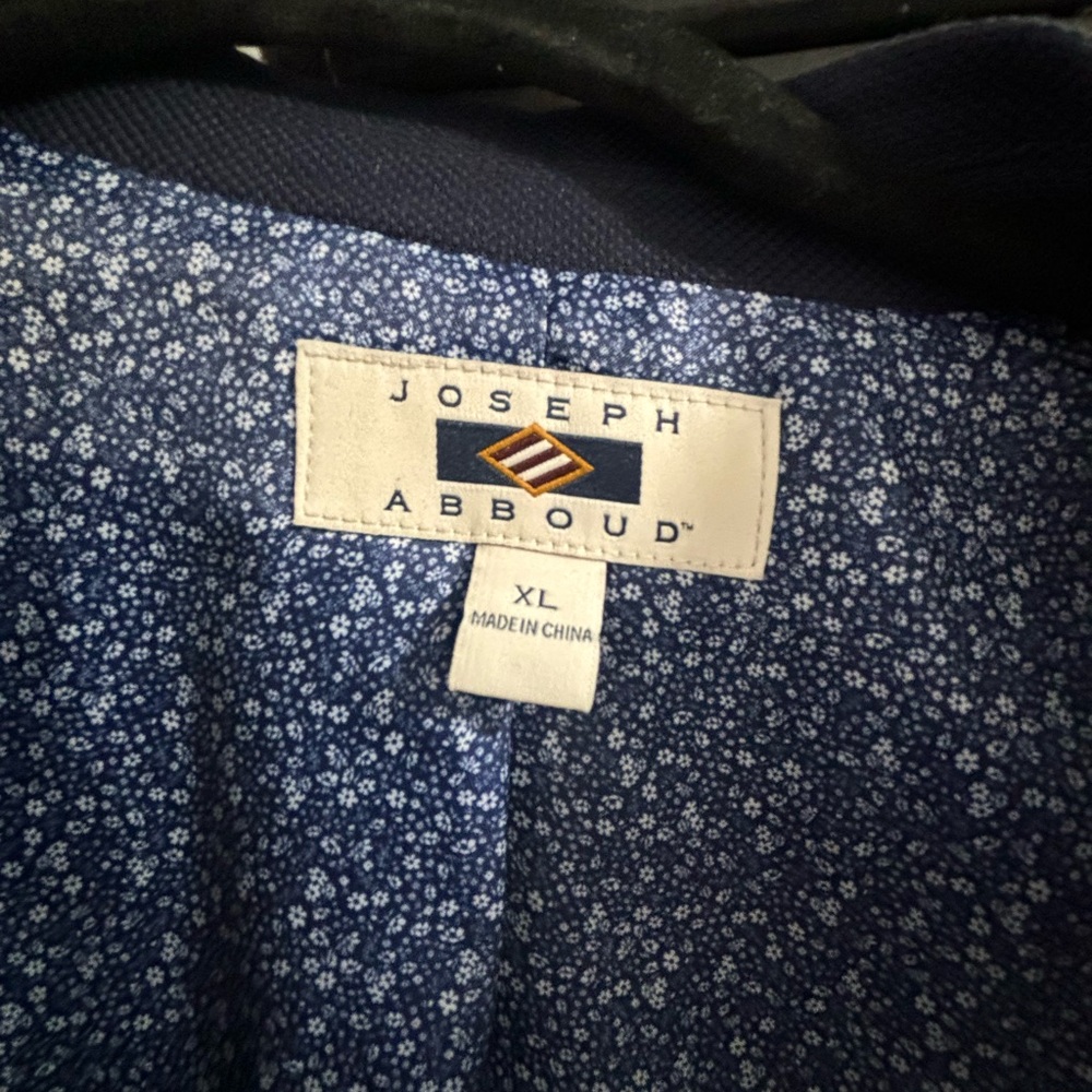 Mens jacket - Picture 3 of 3